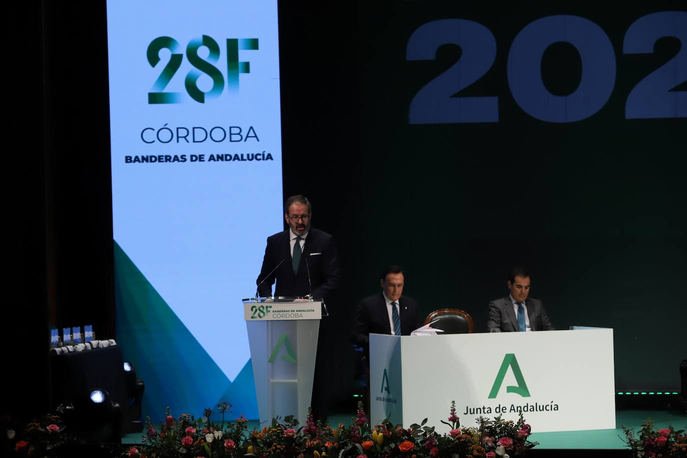 La entrega de las Banderas de Andalucía en Córdoba, en imágenes