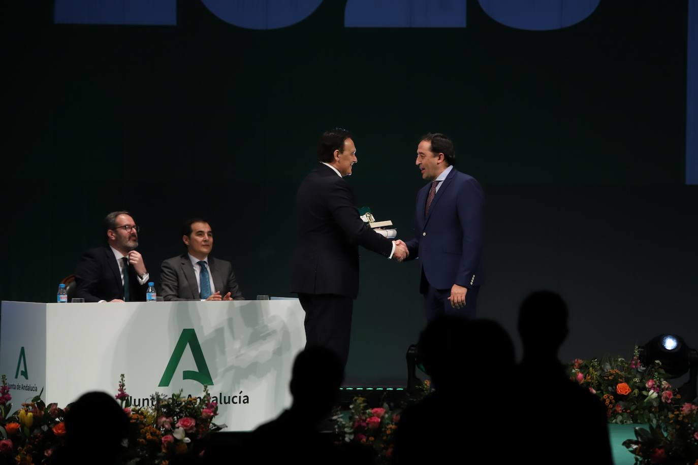 La entrega de las Banderas de Andalucía en Córdoba, en imágenes