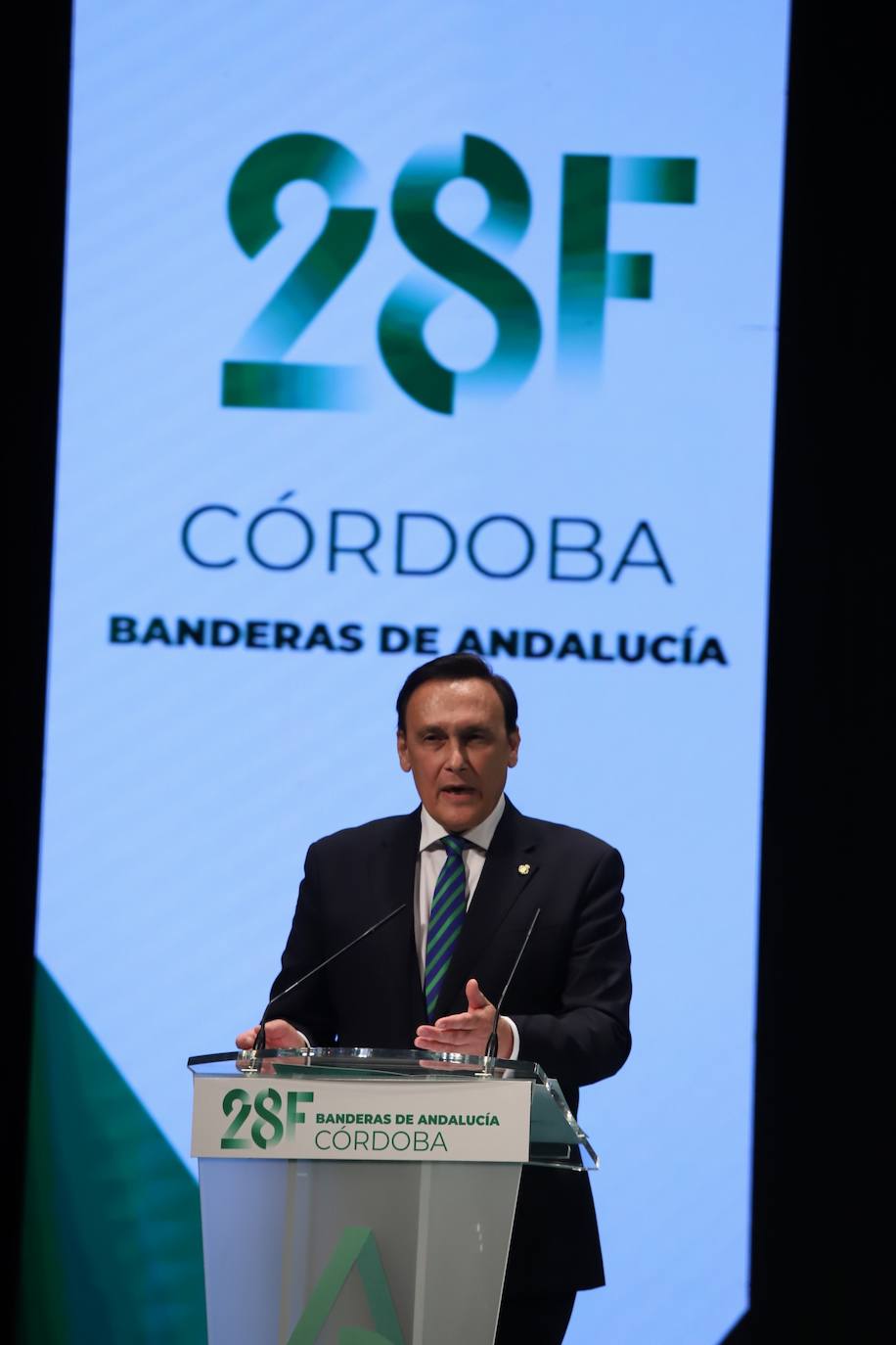 La entrega de las Banderas de Andalucía en Córdoba, en imágenes