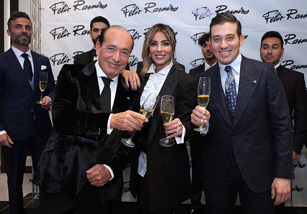 Félix Ramiro y Miguel Ángel Ramiro con Bea Jarrín