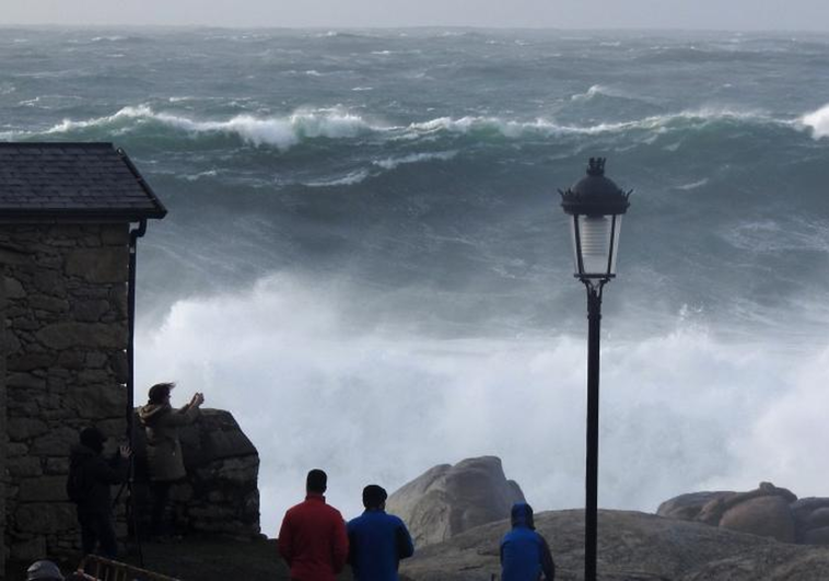 Galicia lidera la cooperación europea para protegerse de la fuerza del mar