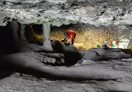El primer andaluz vivió hace 23.000 años en una cueva de Granada