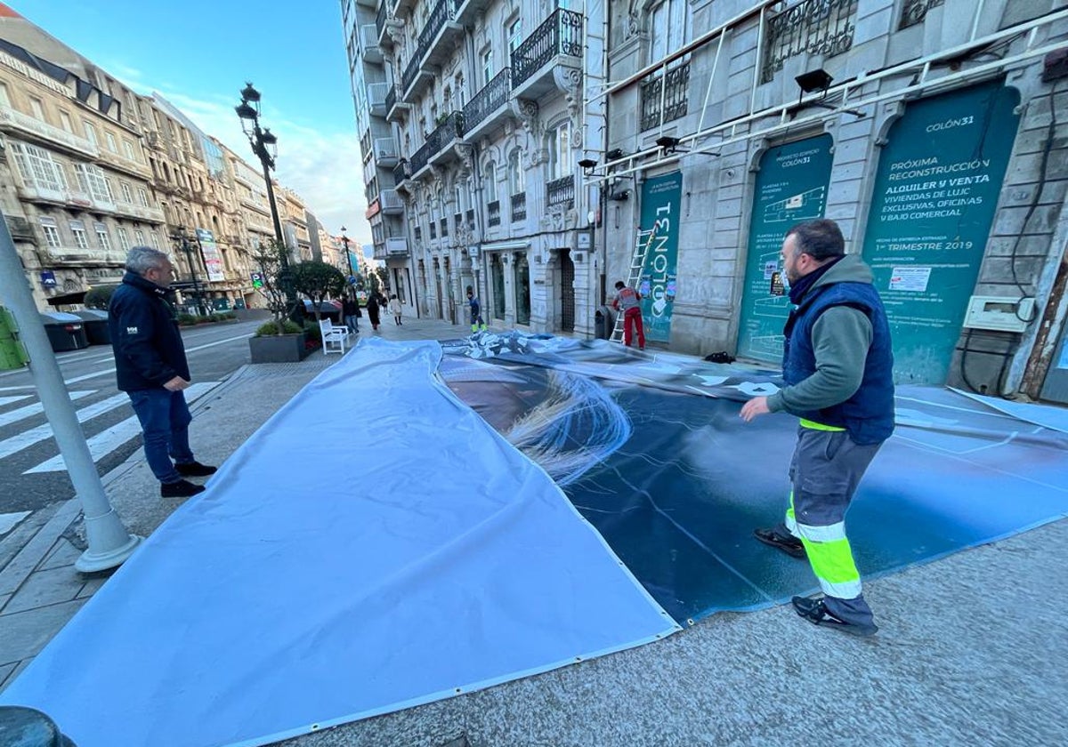 Abel Caballero ordena retirar una lona de la candidata del PP en Vigo