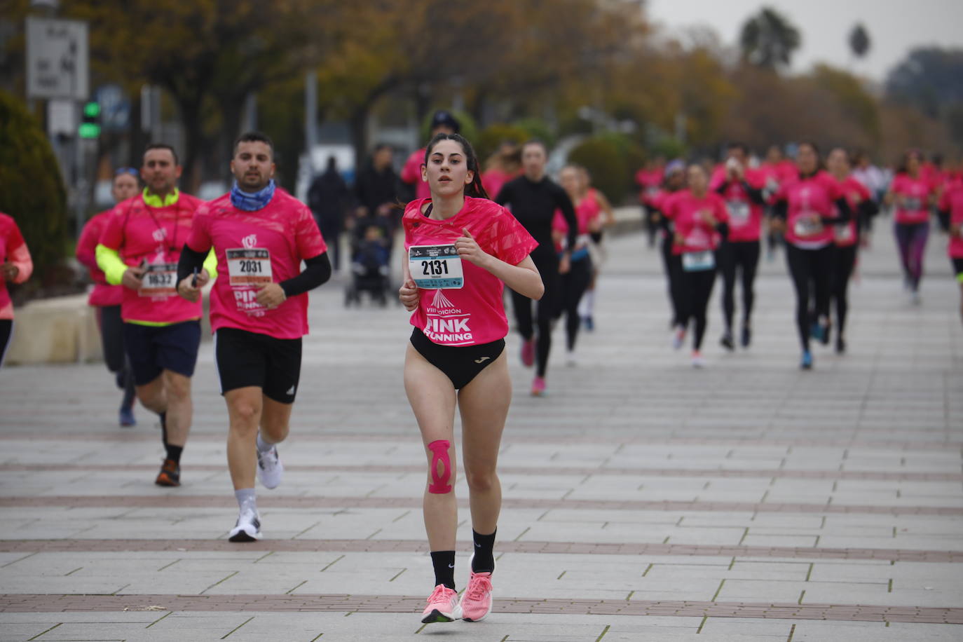 La populosa &#039;Pink Running&#039; en Córdoba, en imágenes