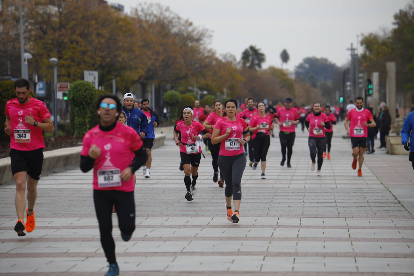 La populosa &#039;Pink Running&#039; en Córdoba, en imágenes