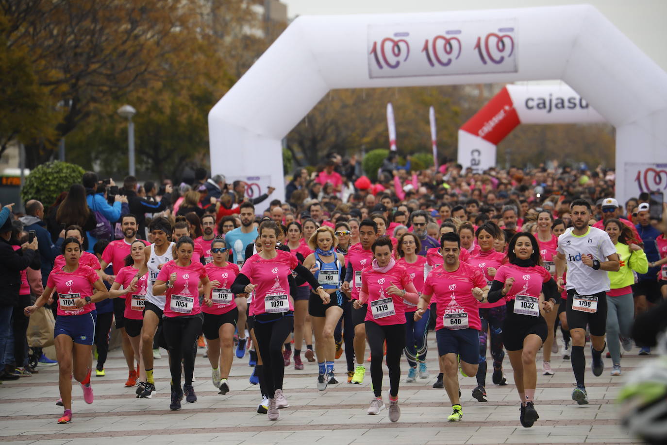 La populosa &#039;Pink Running&#039; en Córdoba, en imágenes