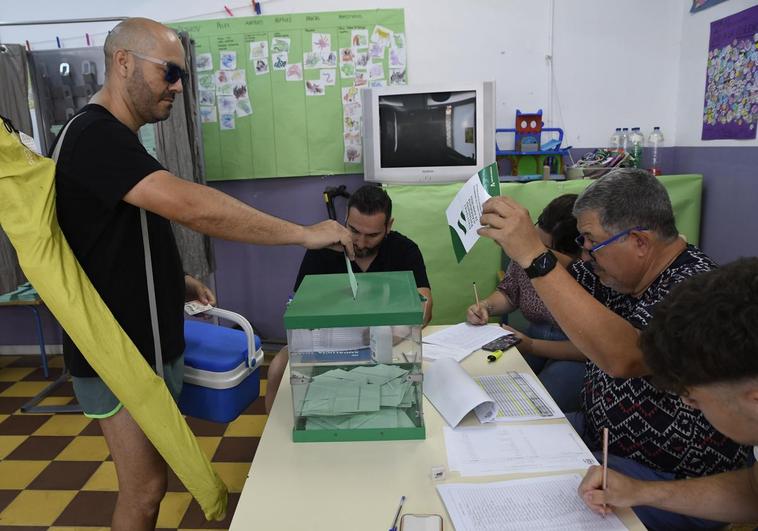 Marlaska sube la dieta que reciben los ciudadanos por estar en una mesa electoral