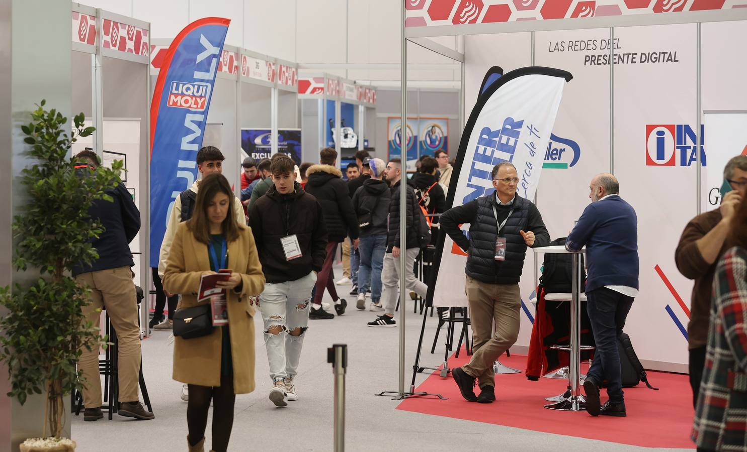 La Feria del Grupo Peña en Córdoba y el estreno del CEFCC, en imágenes