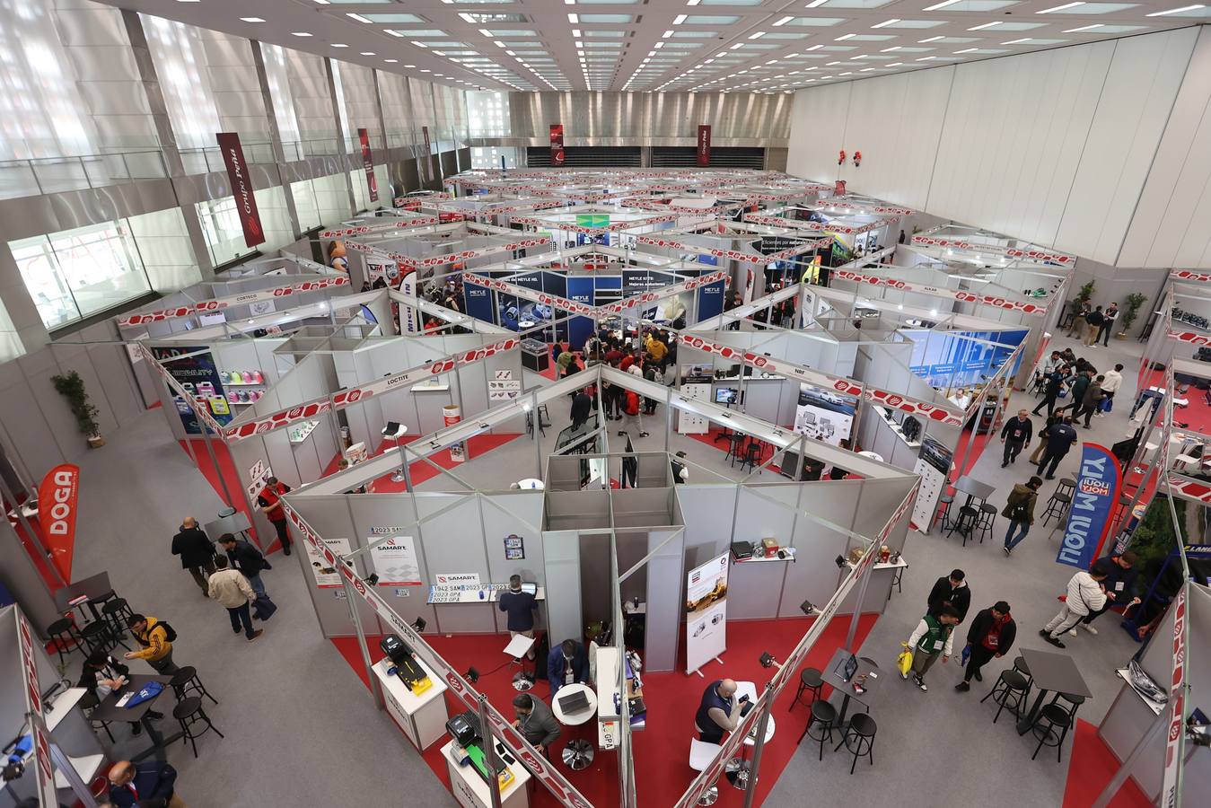 La Feria del Grupo Peña en Córdoba y el estreno del CEFCC, en imágenes