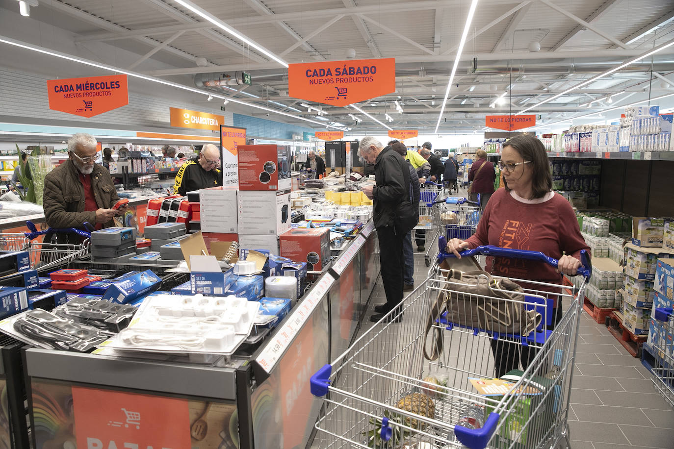 La inauguración del nuevo Aldi del polígono Pedroches, en imágenes