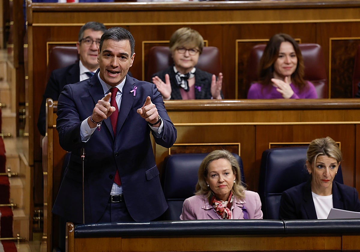 Pedro Sánchez, durante su respuesta al PP en la sesión de control