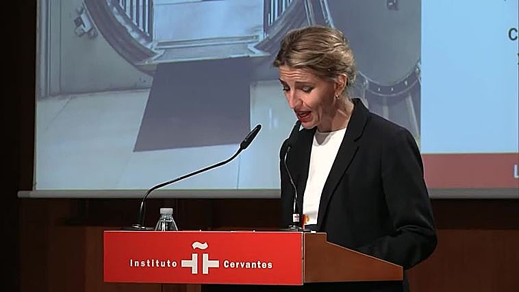 Yolanda Díaz afirma que el feminismo "para todas" es "la clave del presente"