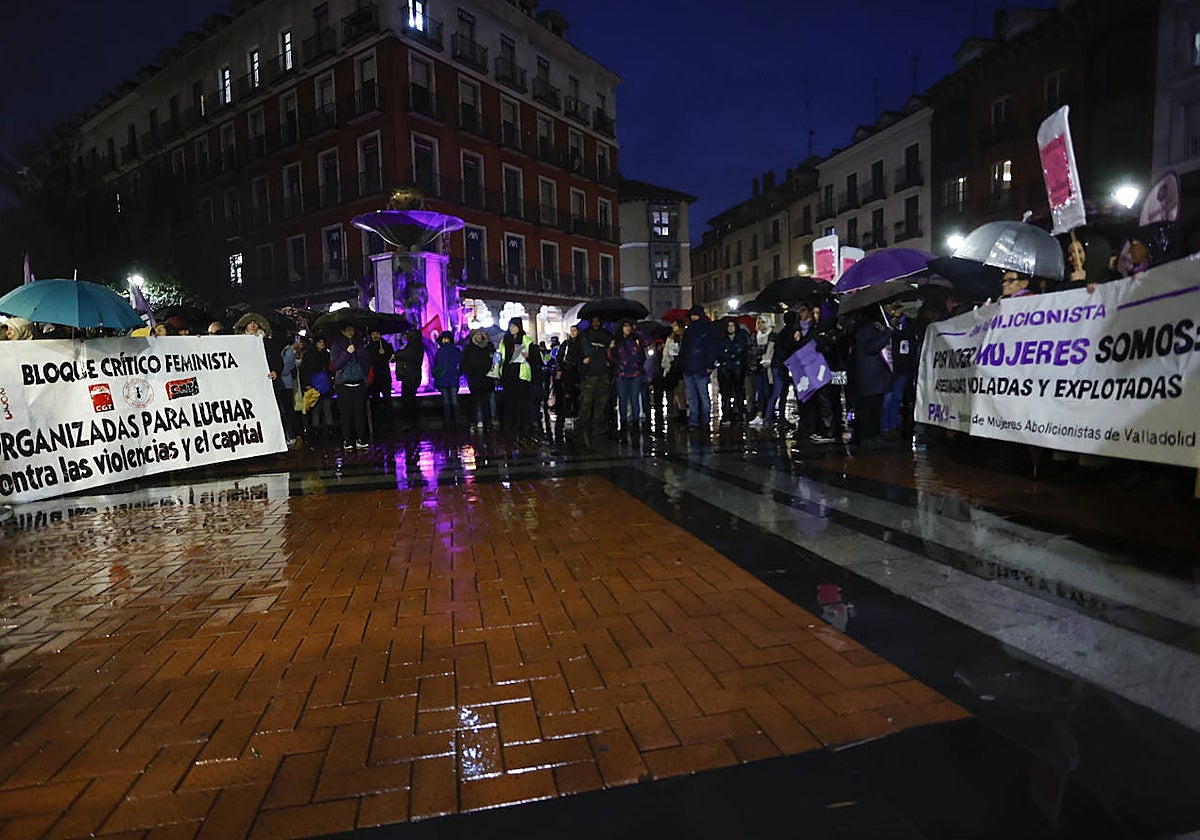 En Valladolid, a la misma hora y en el mismo lugar, partieron dos manifestaciones con sensibilidades diferentes