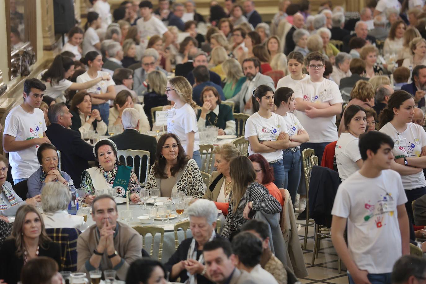 El almuerzo solidario de la Fundación Bangassou, en imágenes