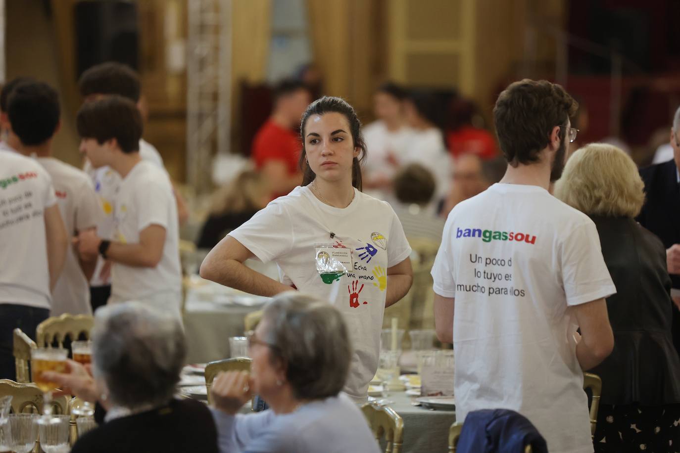 El almuerzo solidario de la Fundación Bangassou, en imágenes