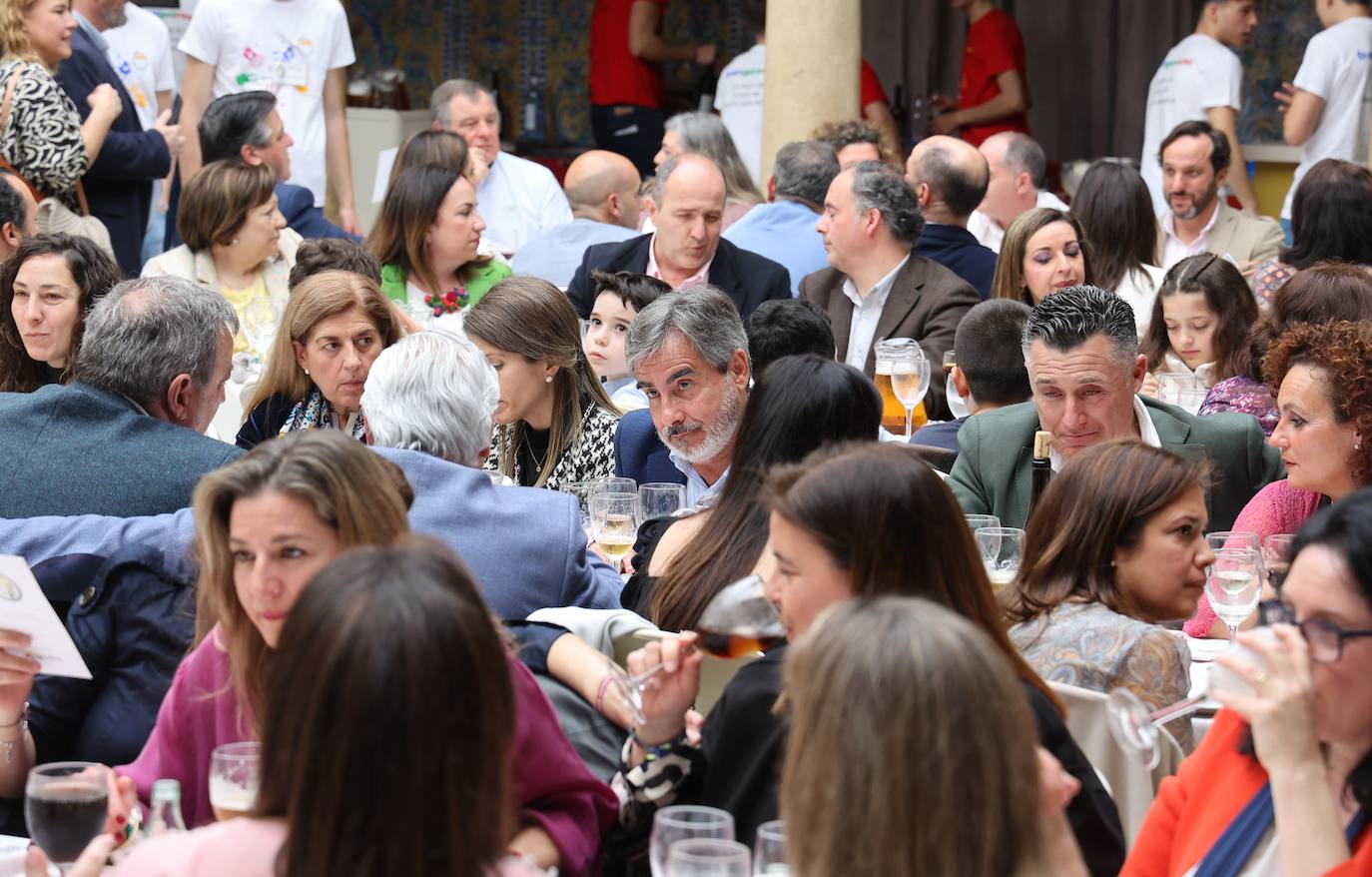 El almuerzo solidario de la Fundación Bangassou, en imágenes
