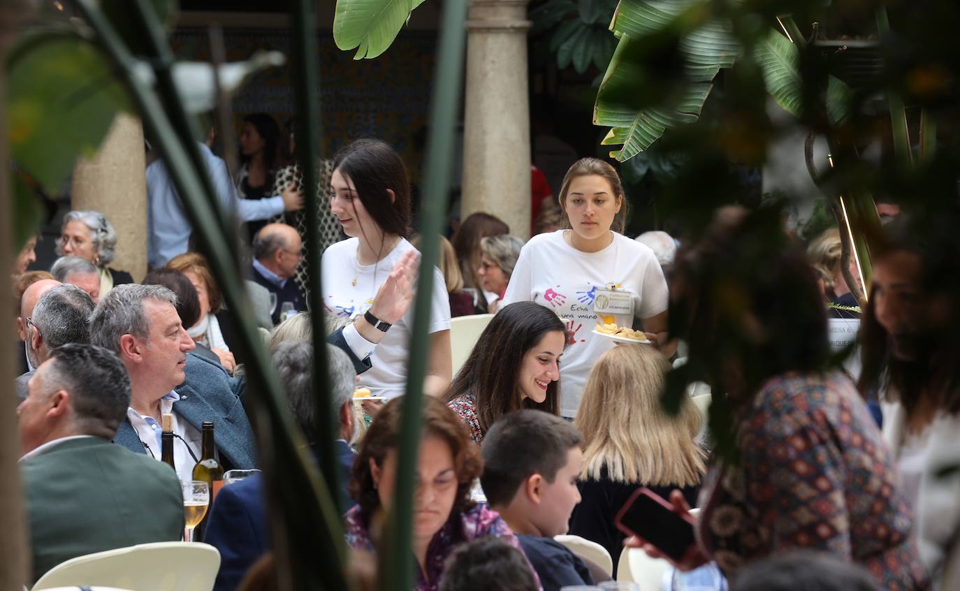 El almuerzo solidario de la Fundación Bangassou, en imágenes