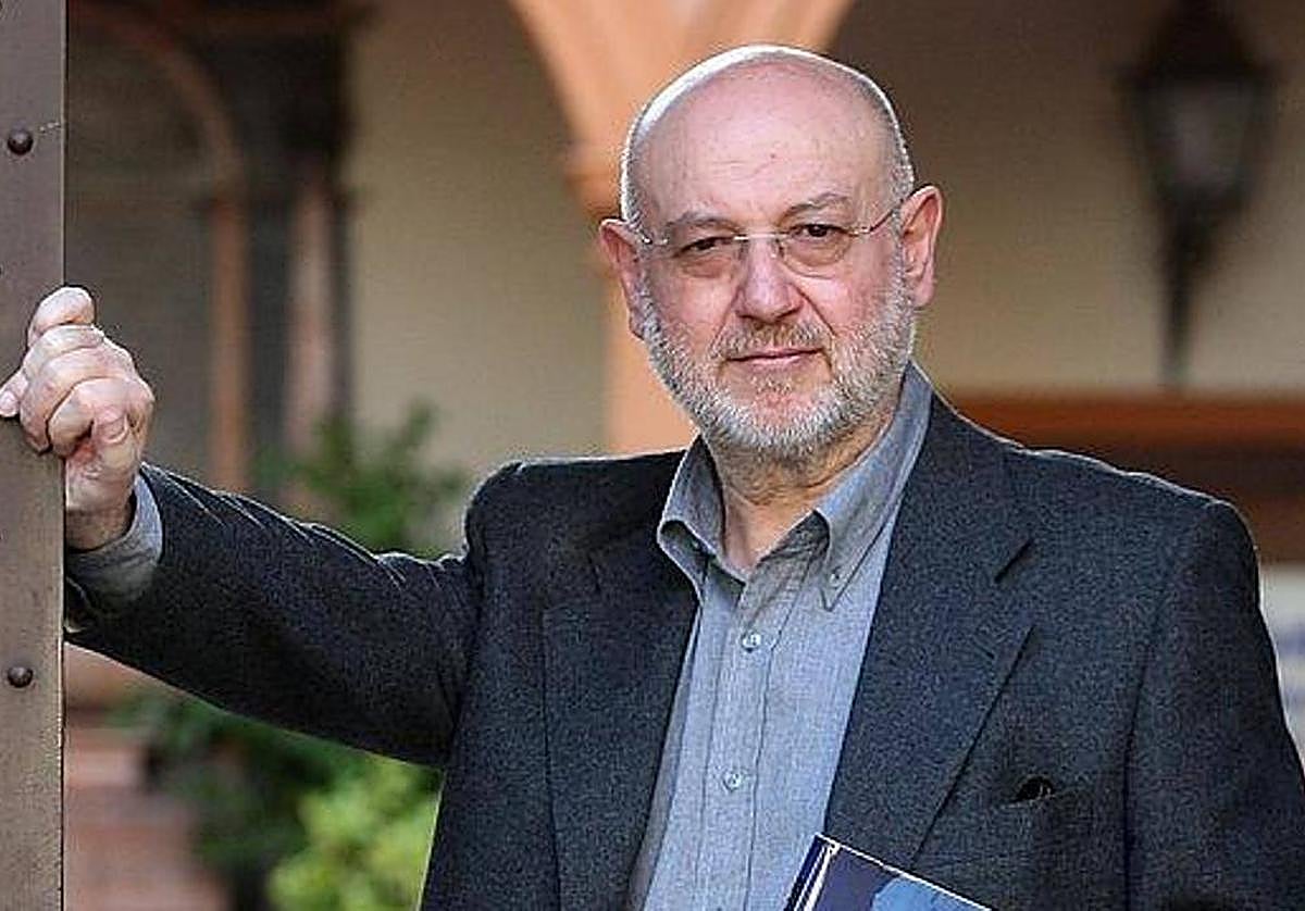 El escritor Juan Eslava Galán