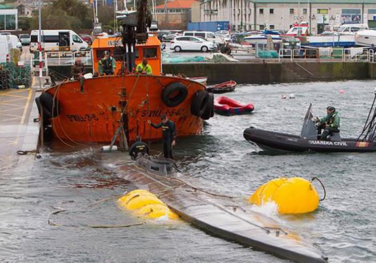 Localizado un narcosubmarino en la costa de Arousa