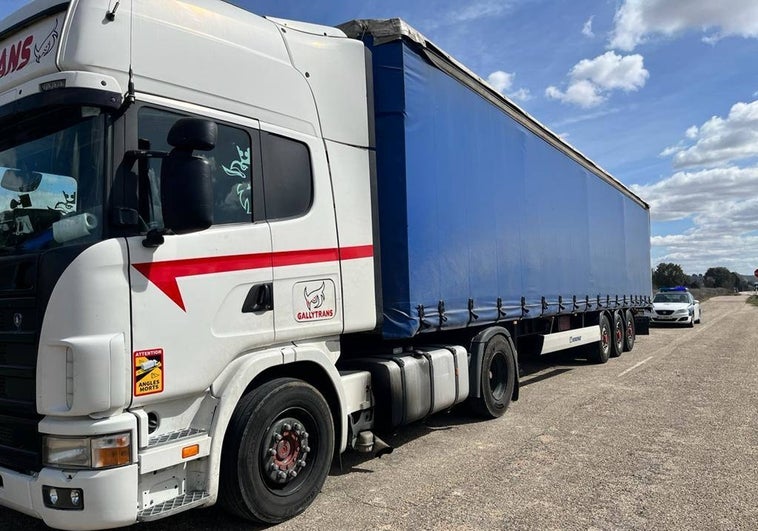 Detenido un camionero que sextuplicaba la tasa de alcoholemia a su paso por Langa de Duero (Soria)