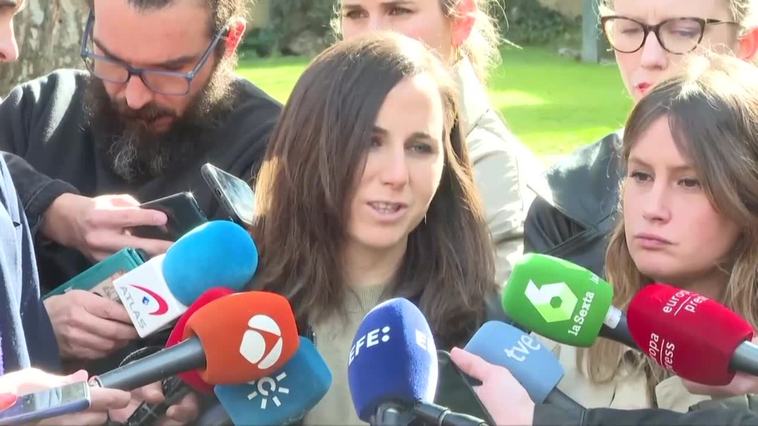 El CIS mantiene en cabeza al PSOE duplicando su ventaja sobre el PP mientras cae Unidas Podemos