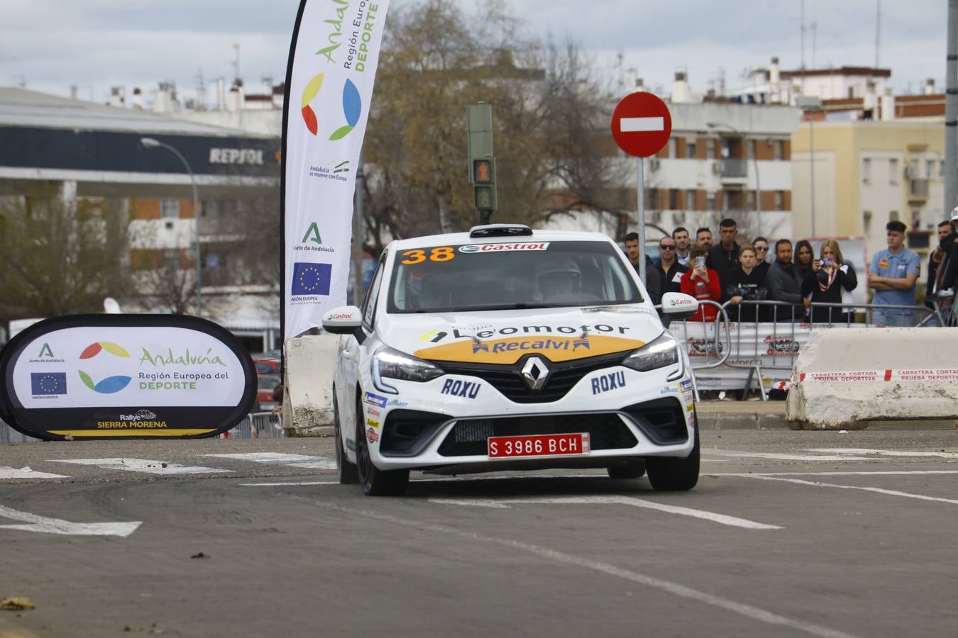 Las mejores imágenes del tramo urbano del Rallye Sierra Morena 2023