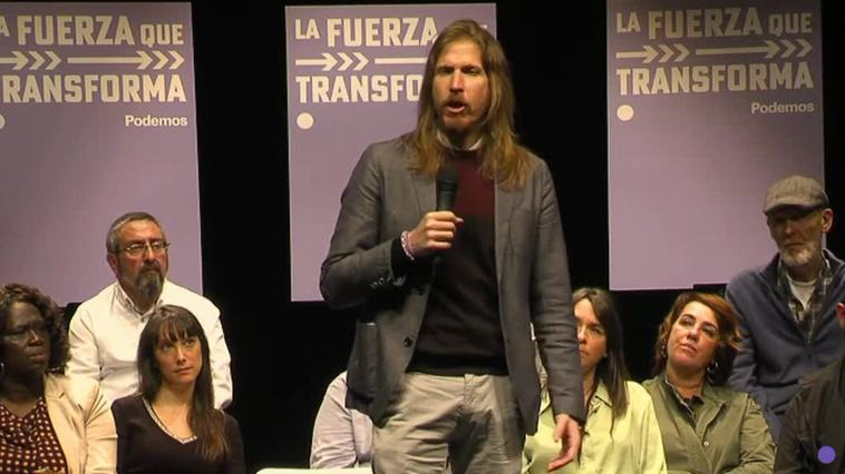 Los partidos políticos se enredan en torno a la moción de censura