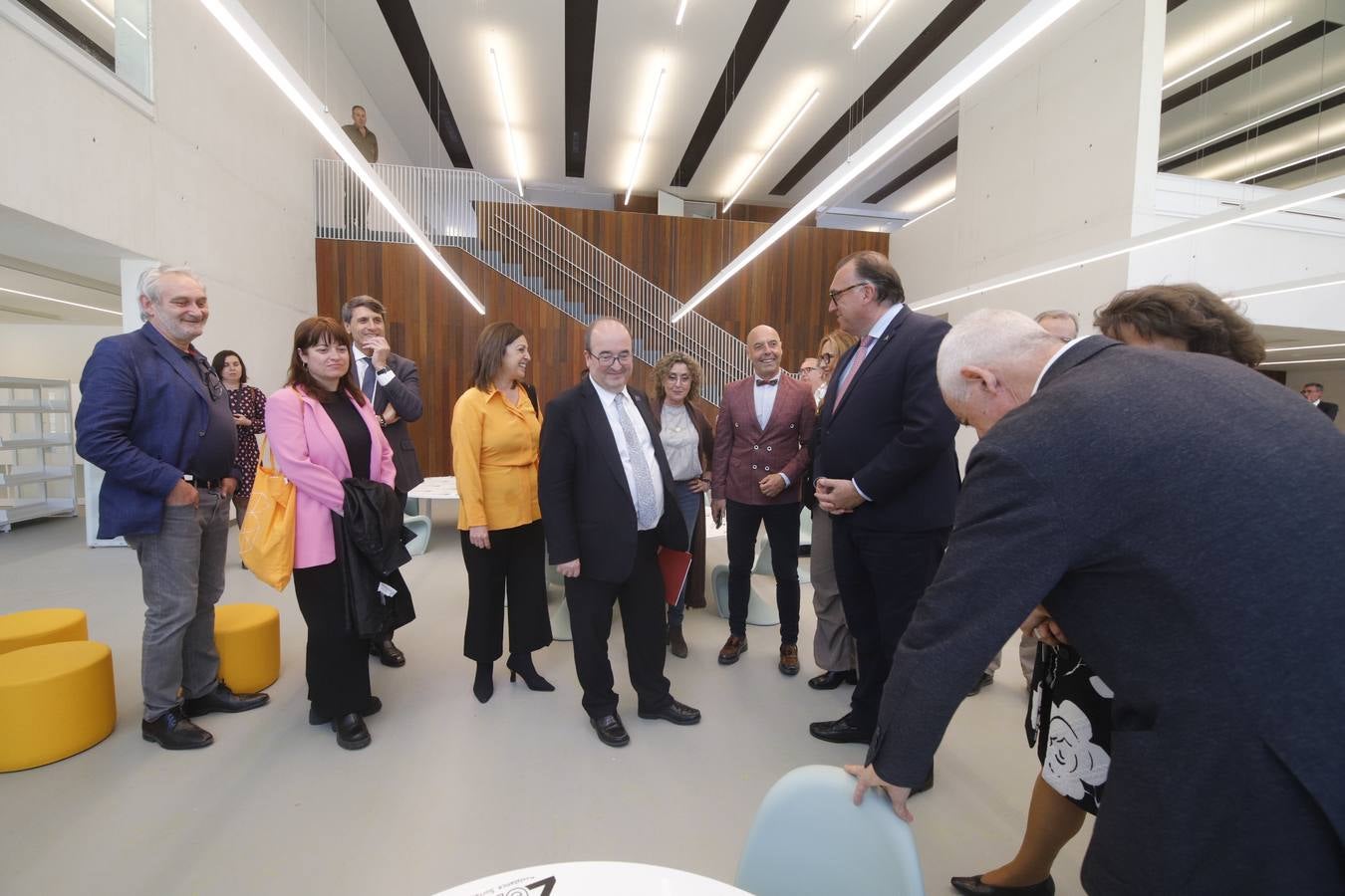 Fotos | El Gobierno entrega a la Junta de Andalucía la nueva Biblioteca de Córdoba