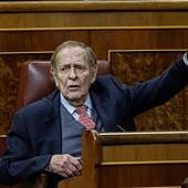 Tamames se defiende de las acusaciones de machismo en su discurso: «Para mujeres tenemos a Isabel la Católica»