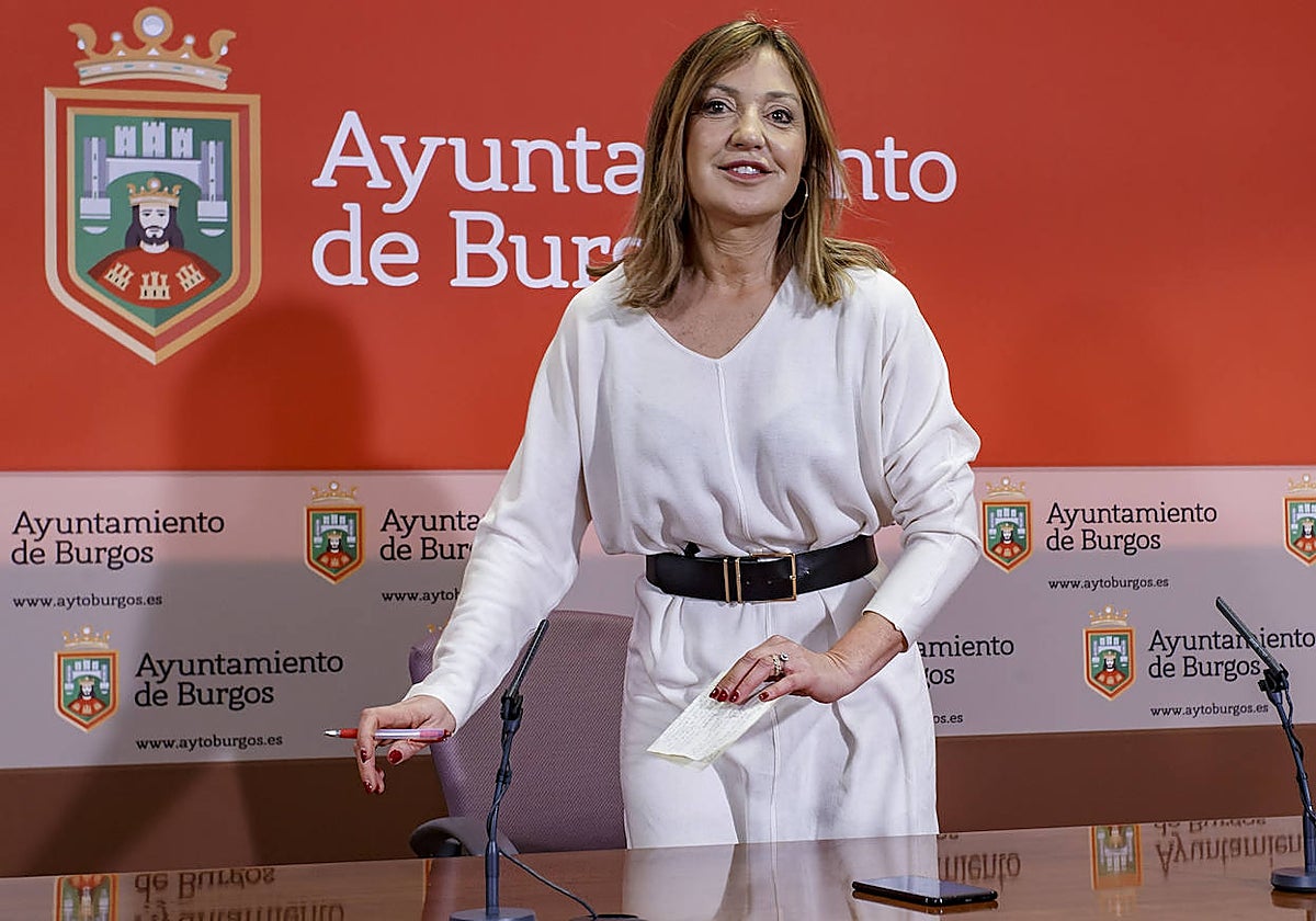 Carolina Blasco, durante la rueda de prensa ofrecida ayer