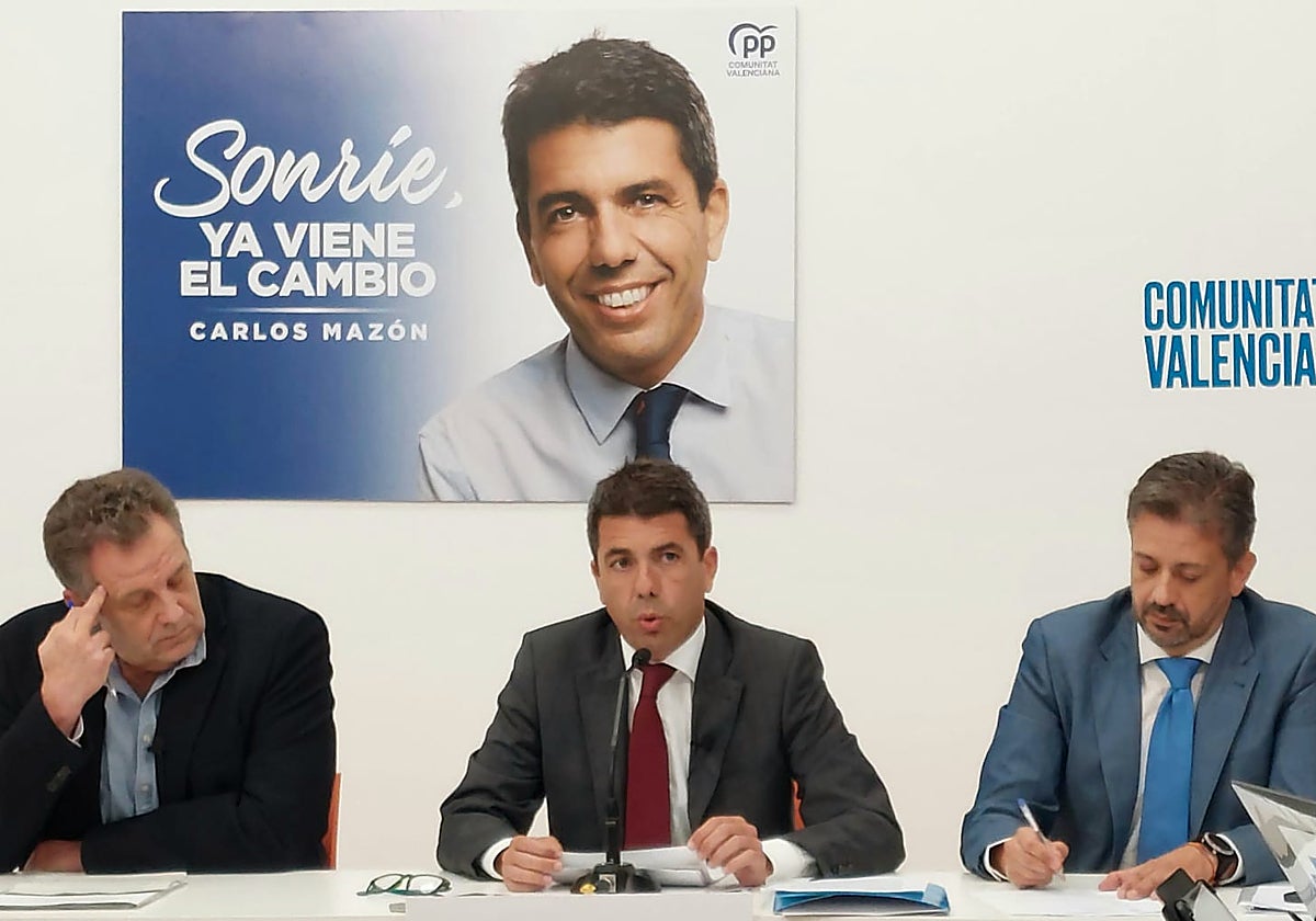 Bartolomé Pérez, Carlos Mazón y José Juan Zaplana, en la rueda de prensa de este viernes sobre salud mental.