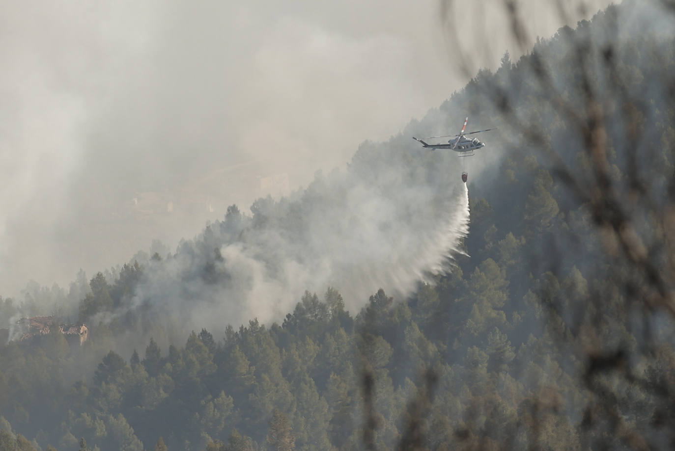 Fotogalería: devastador incendio entre Castellón y Teruel