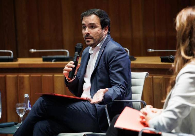 Garzón acusa a Podemos de trabajar «en contra del acuerdo» con Sumar por filtrar el fracaso en las negociaciones