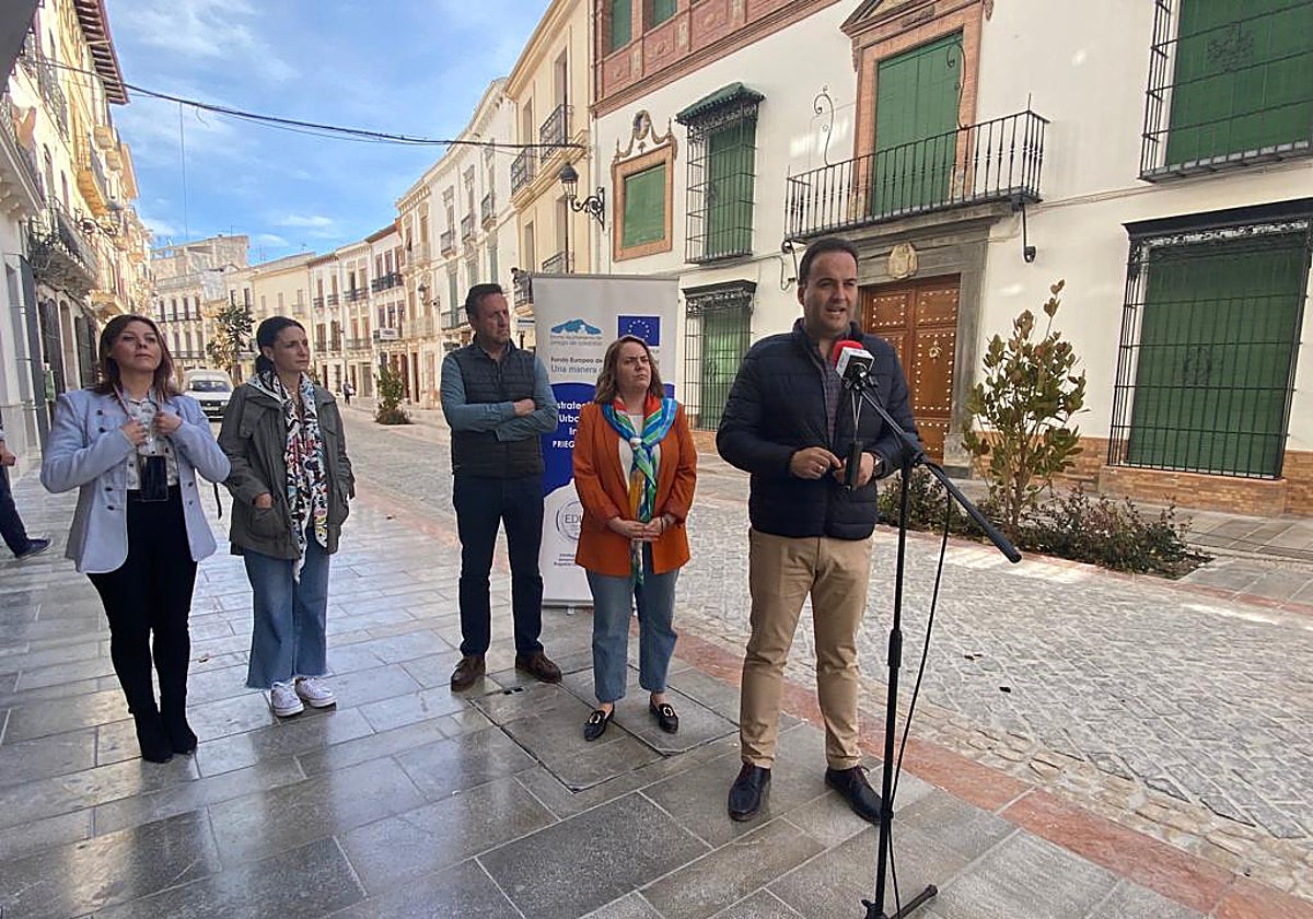 El alcalde, durante la presentación de la obra terminada
