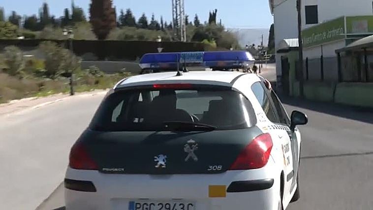Detenido un policía nacional después de amenazar a su pareja con matarla y atrincherarse en un cortijo de Atarfe