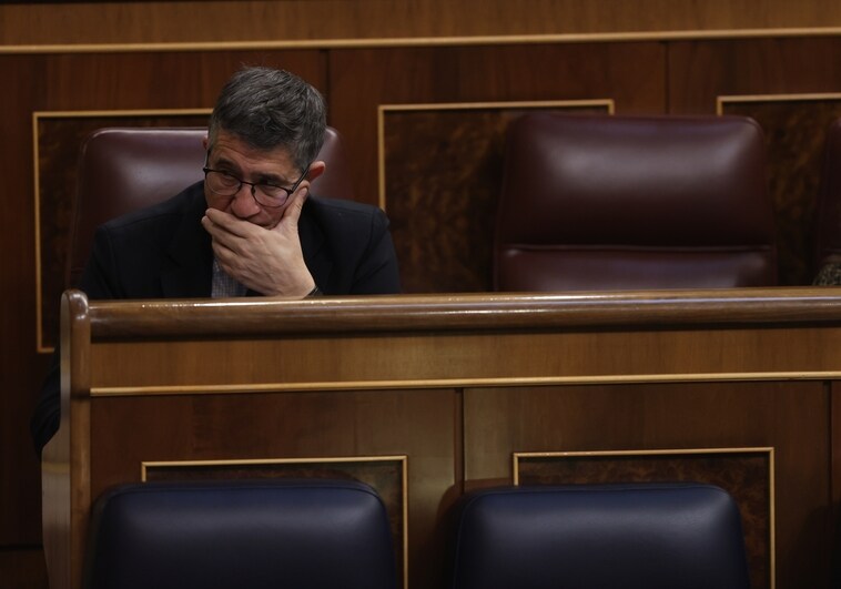 El choque entre PSOE y Podemos impide aprobar los comparecientes de la nueva comisión de las cloacas de Interior