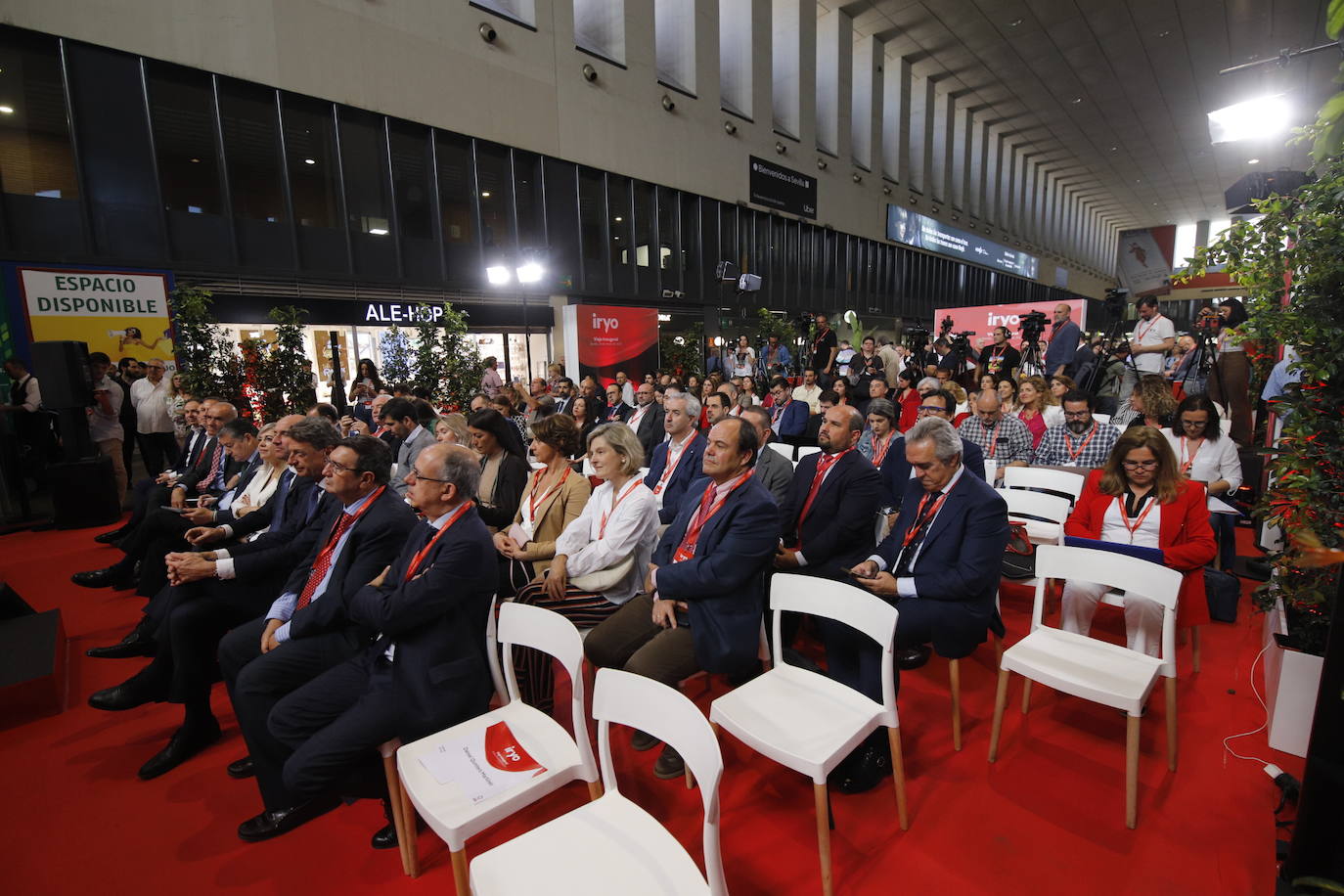 El viaje inaugural de las &#039;flechas rojas&#039; de Iryo desde Córdoba, en imágenes