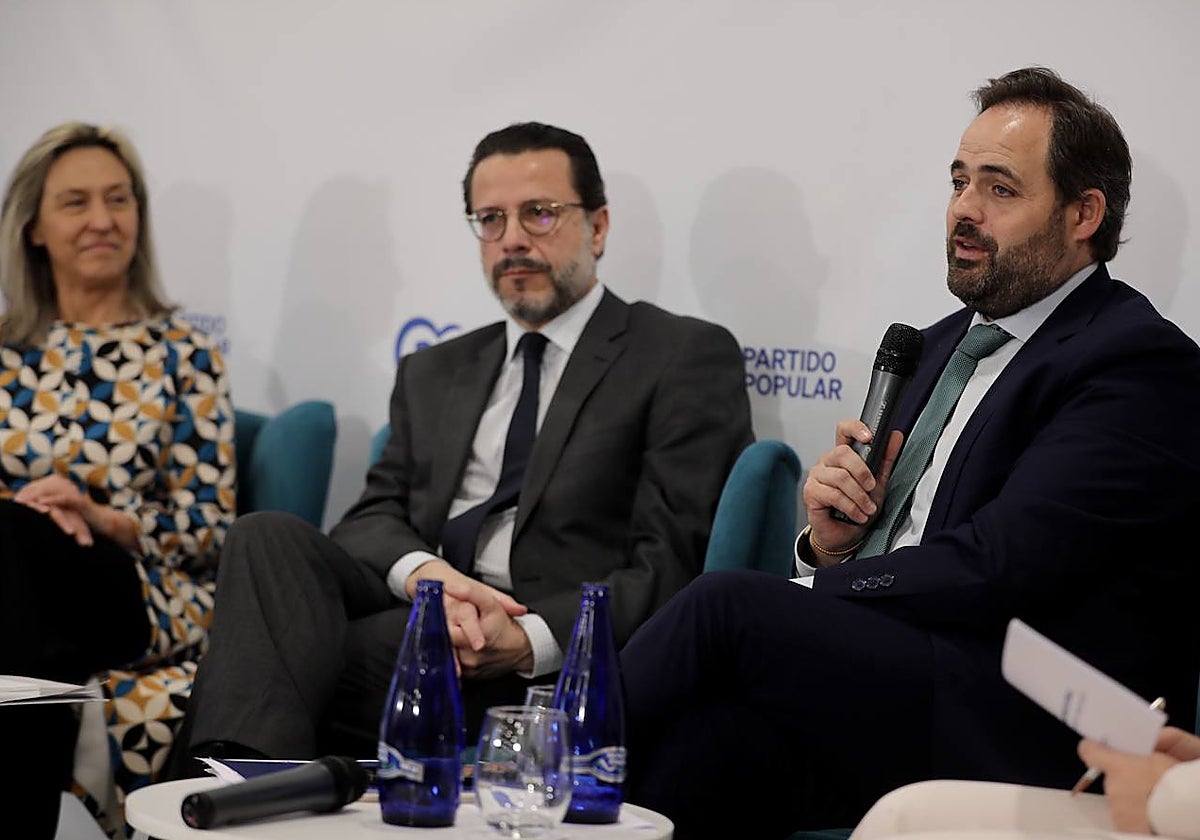 Guarinos y Lasquetty escuchan a Núñez en el acto de este viernes en Guadalajara