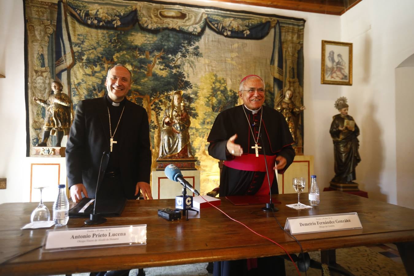 Fotos: La despedida del vicario general de Córdoba Antonio Prieto, en imágenes