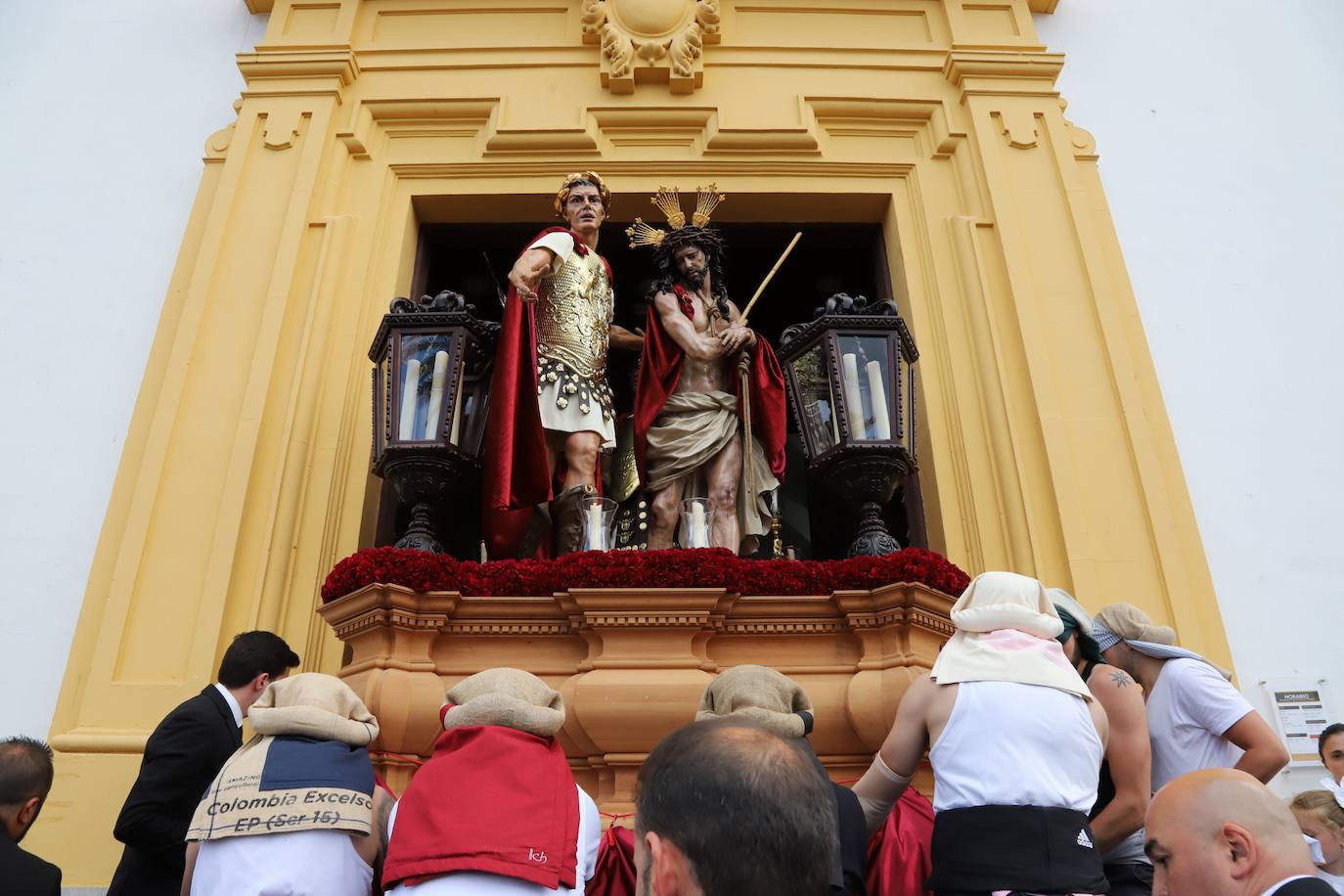 La procesión de la Presentación al Pueblo el Sábado de Pasión de Córdoba, en imágenes