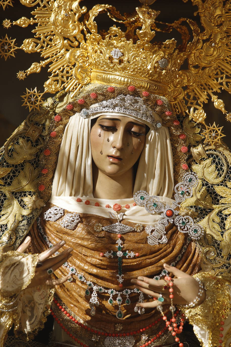 La procesión de la Virgen de la O el Sábado de Pasión de Córdoba, en imágenes
