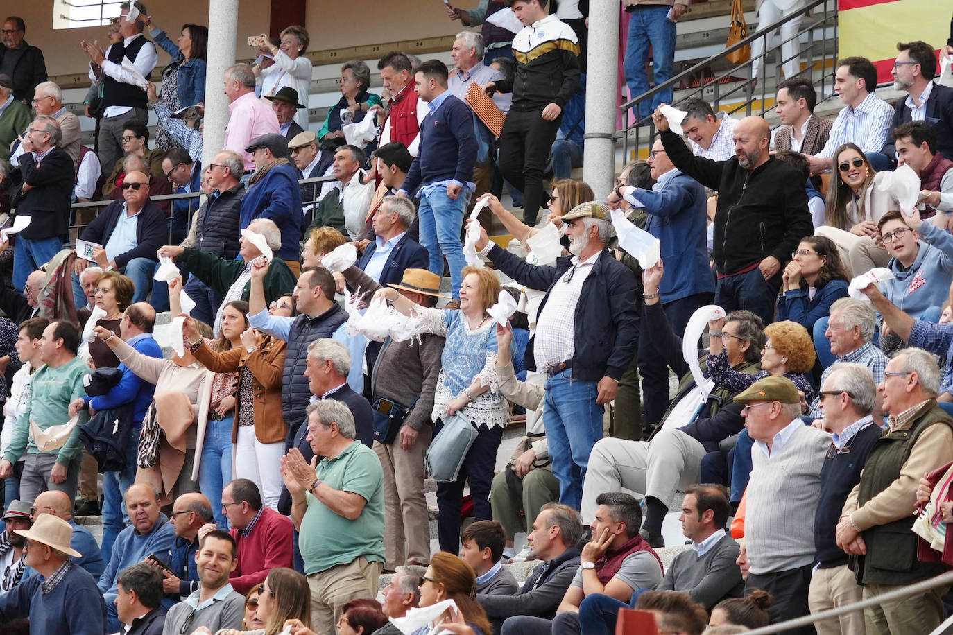 Toros | Las mejores imágenes del nuevo triunfo de Román en Pozoblanco