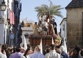 (En vídeo) La Borriquita ya abre la Semana Santa de Córdoba desde San Lorenzo