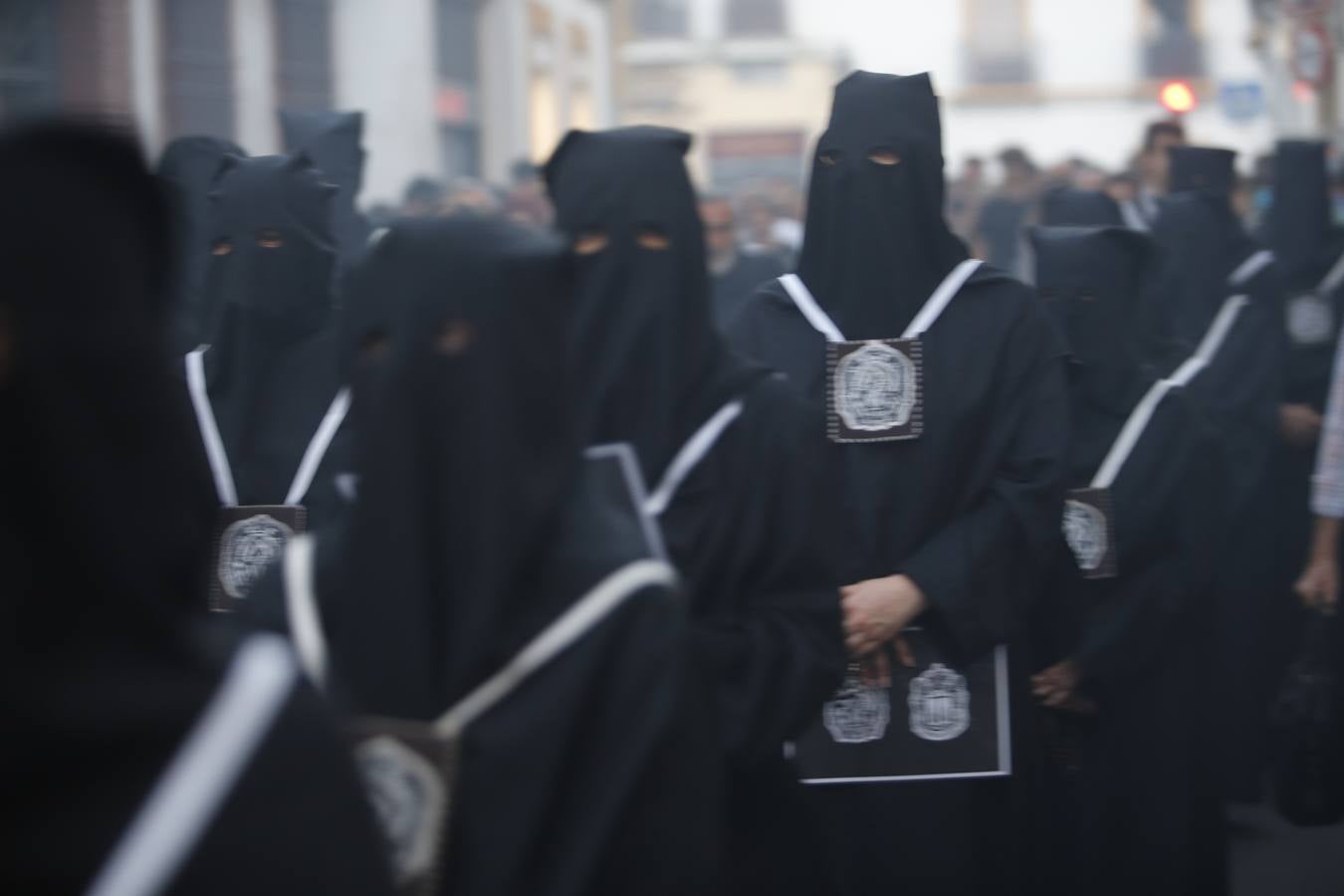 La escalofriante procesión de Remedio de Ánimas en el Lunes Santo de Córdoba