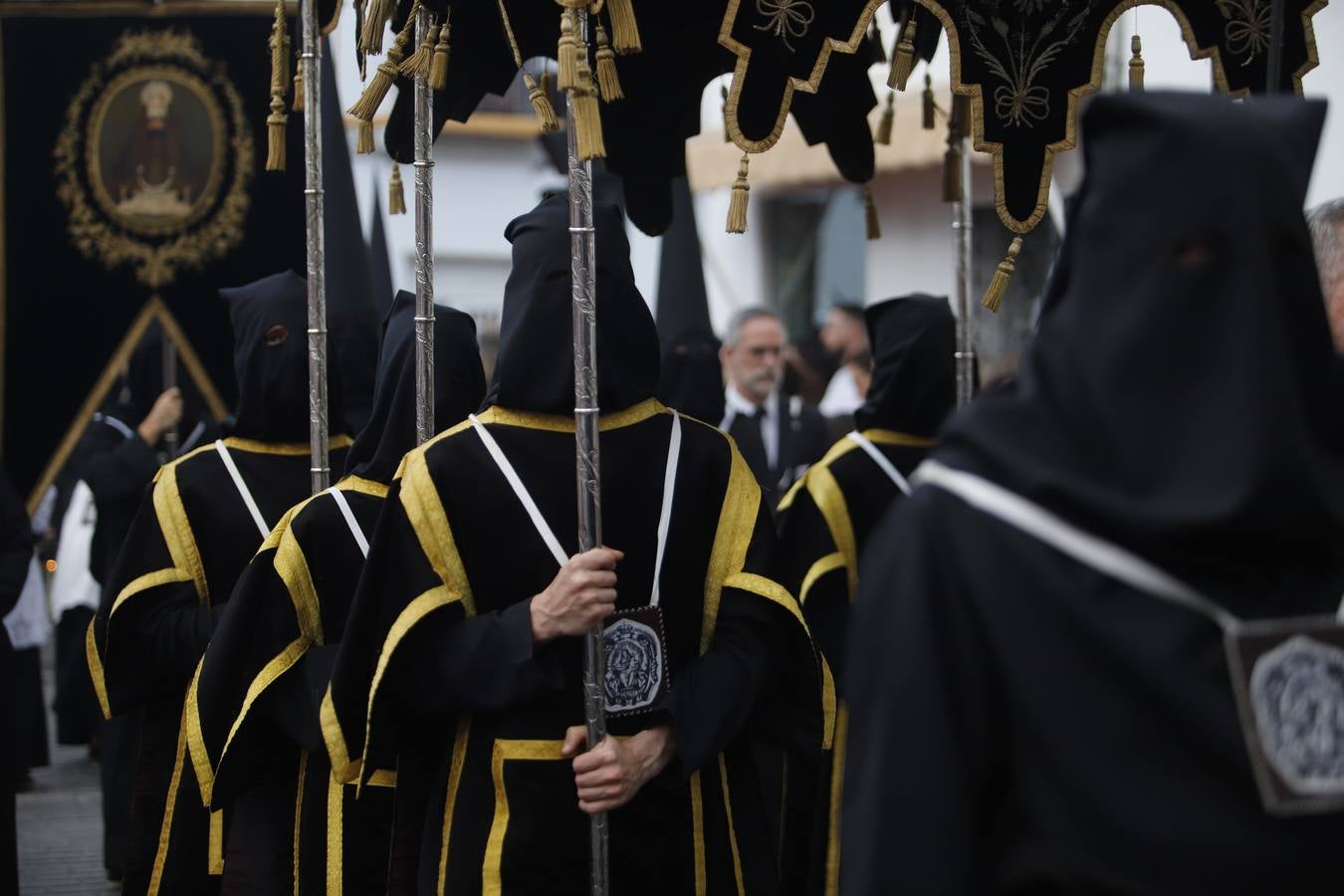 La escalofriante procesión de Remedio de Ánimas en el Lunes Santo de Córdoba