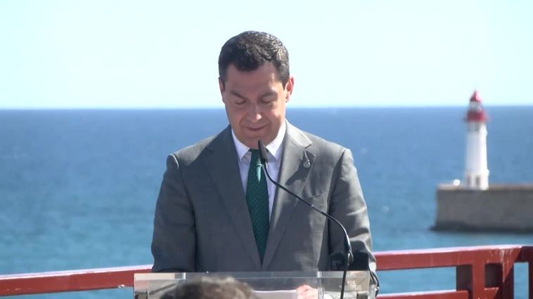 Moreno señala que el Cable Inglés refuerza el vínculo de Almería con su Puerto