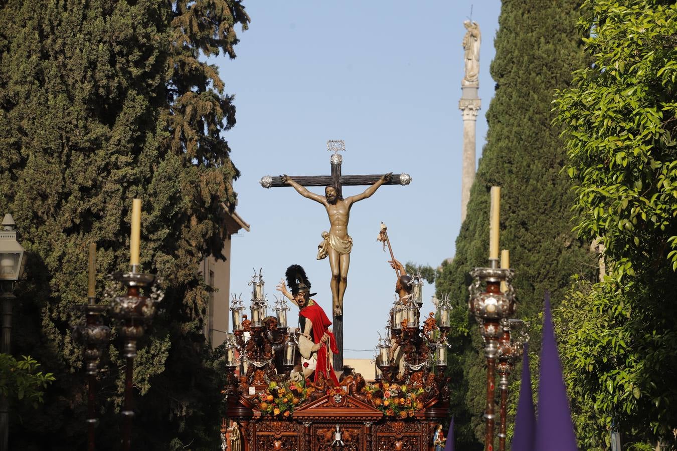De Córdoba al Naranjo, la vibrante procesión de La Agonía, en imágenes