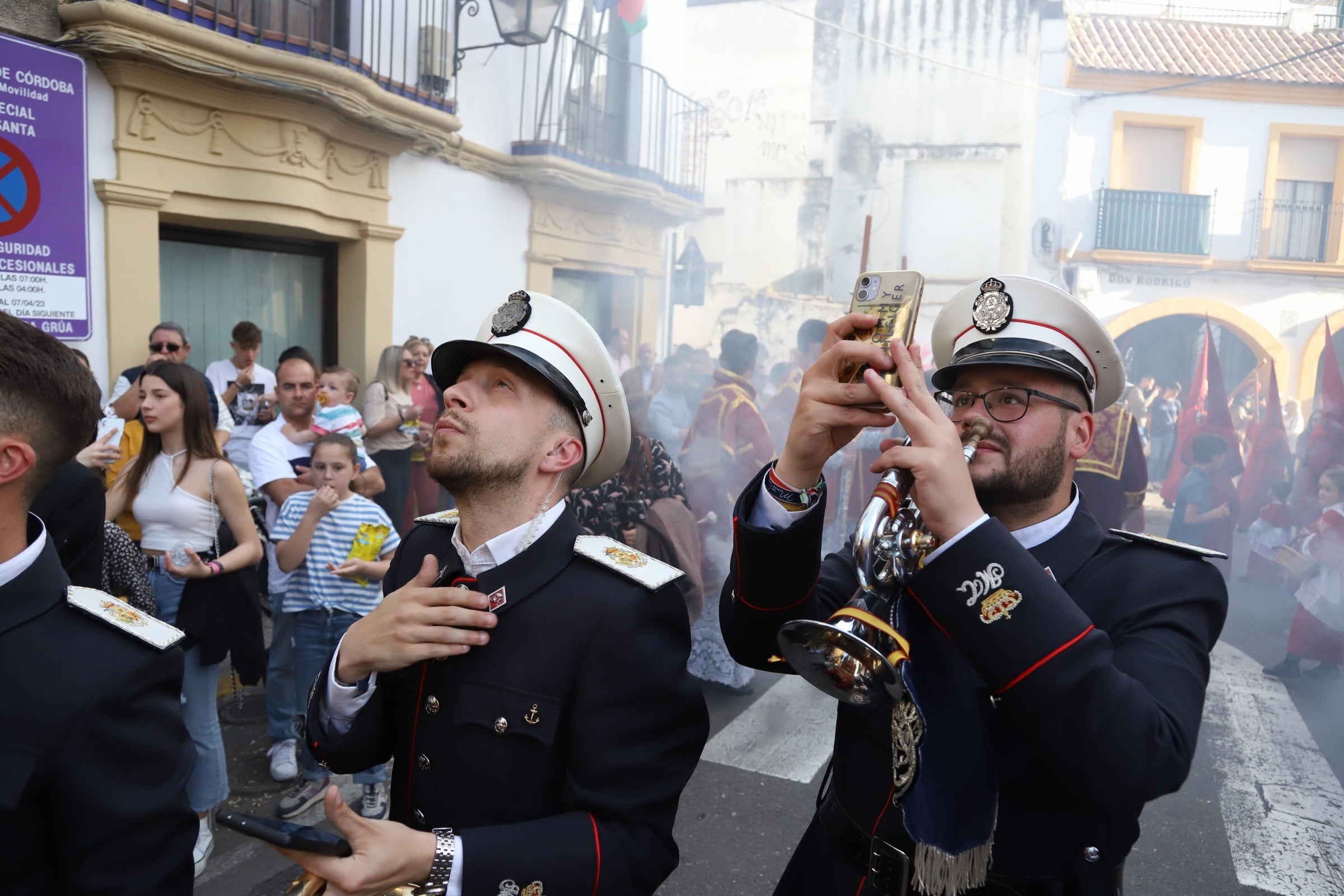 Fotos | La emotiva estación de penitencia del Buen Suceso el Martes Santo en Córdoba
