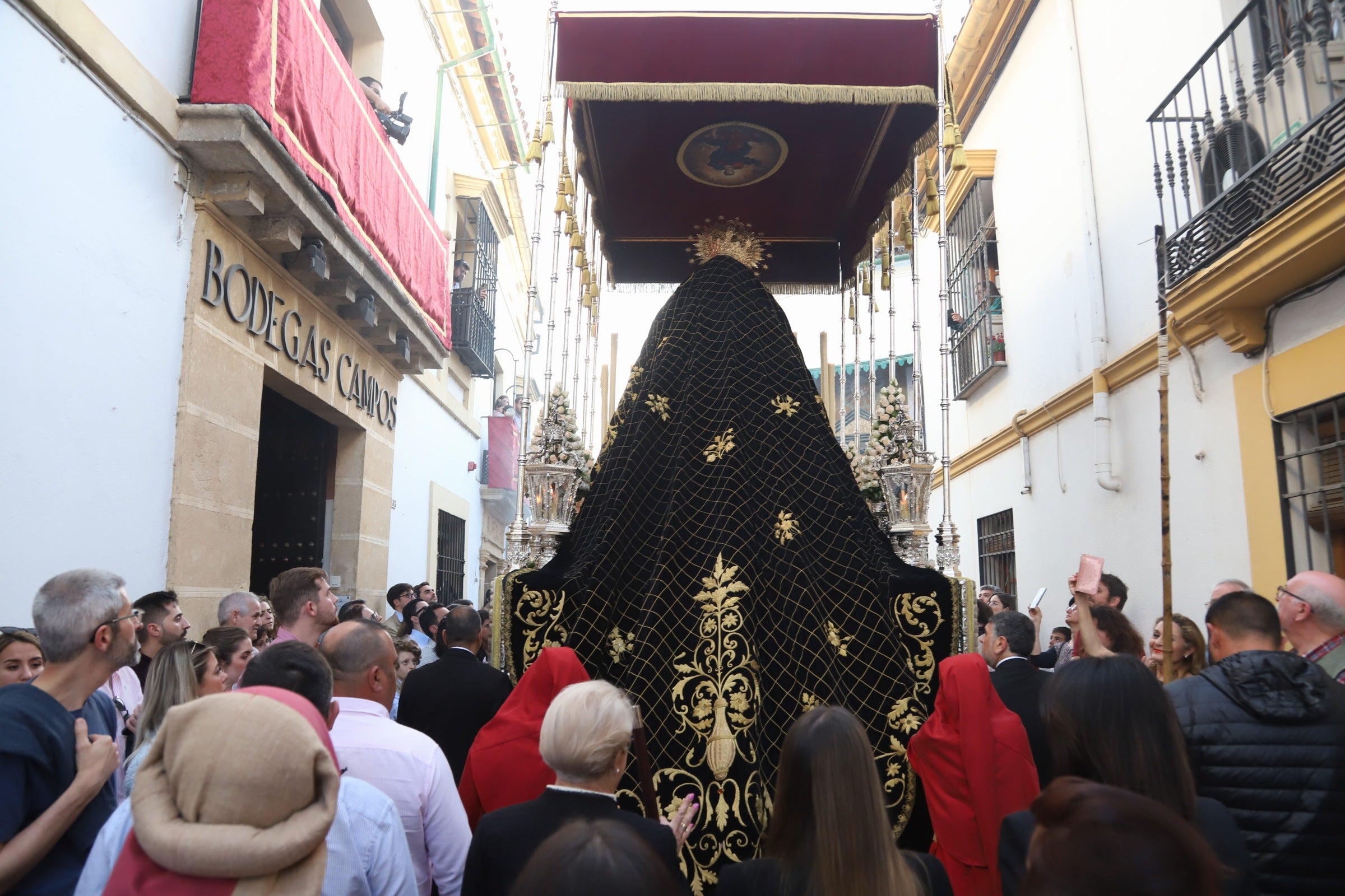 Fotos | La emotiva estación de penitencia del Buen Suceso el Martes Santo en Córdoba