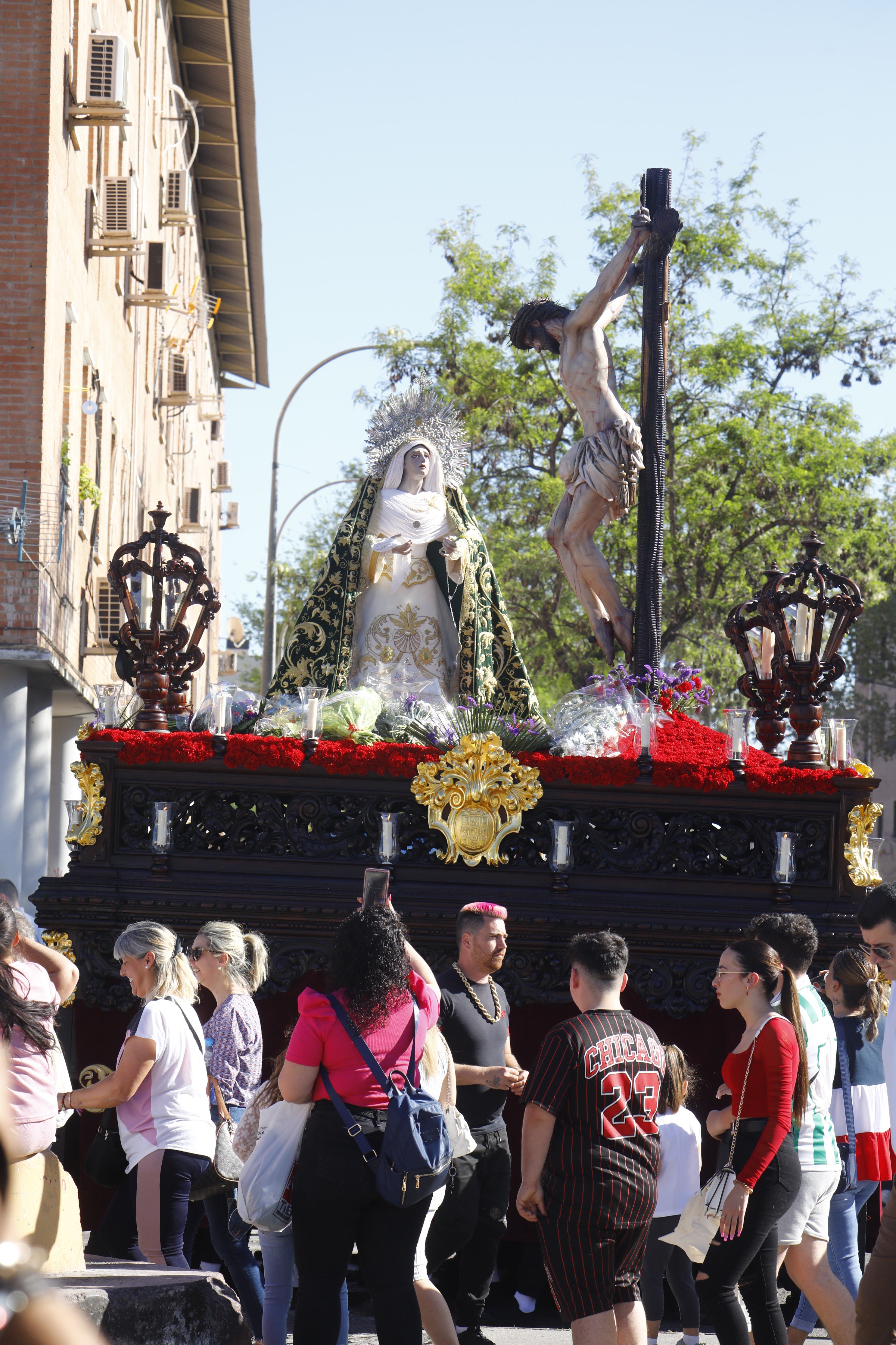 La hondura y sencillez del Cristo de la Piedad en Las Palmeras